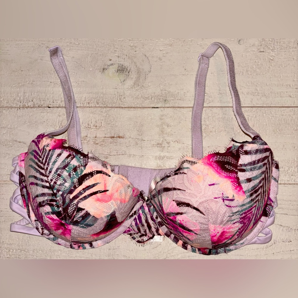 NWT! Victorias Secret PINK Date Push Up Bra